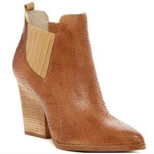 Donald J. Pliner Vale Snakeskin Ankle Boot Size 8.5 NWOT